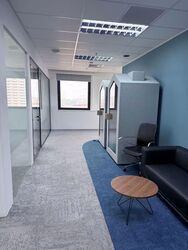 Lippo Centre (D2), Office #576175141